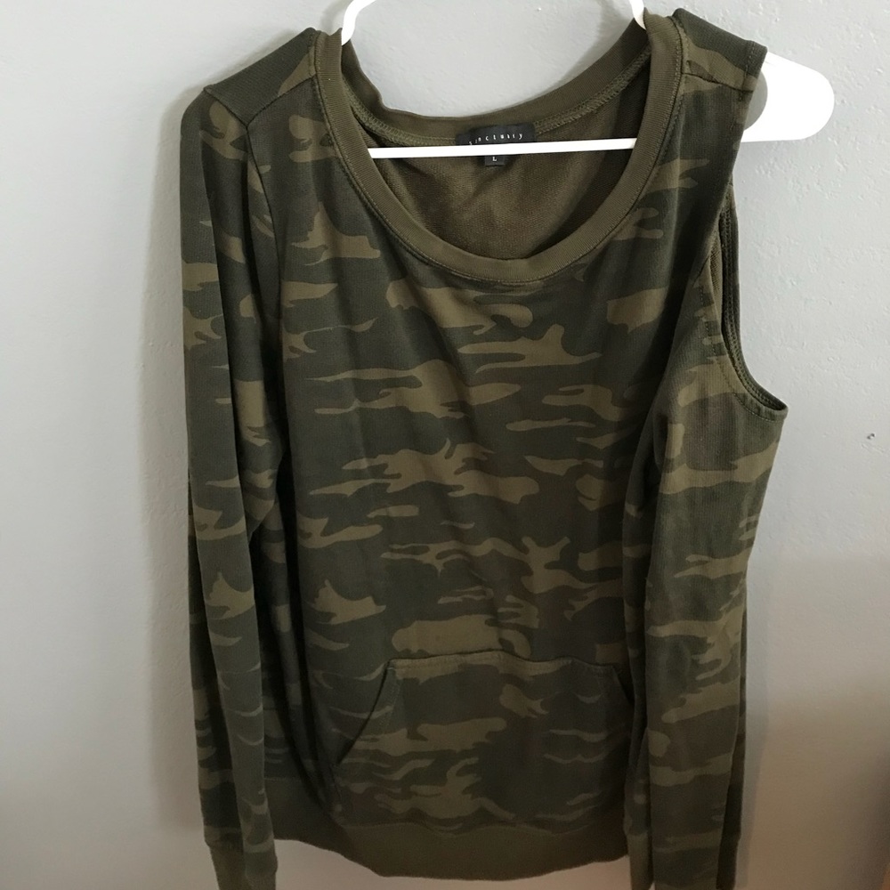 Saks Fifth Avenue Olive Green Camo Cold-Shoulder Pullover